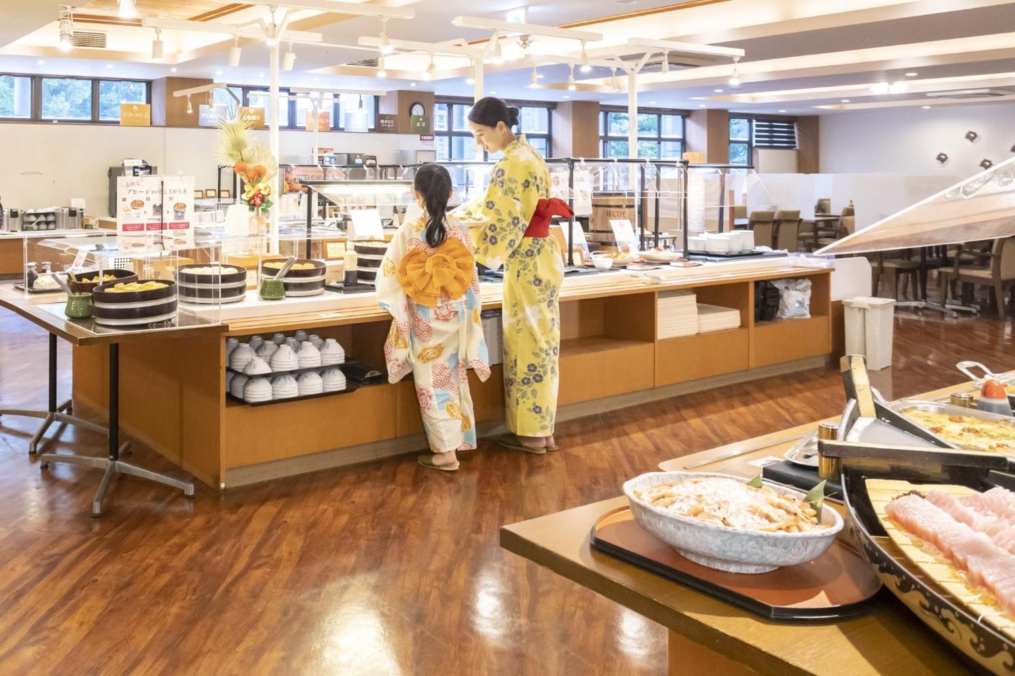 Ooedo Onsen Monogatari Ureshinokan ภายนอก รูปภาพ